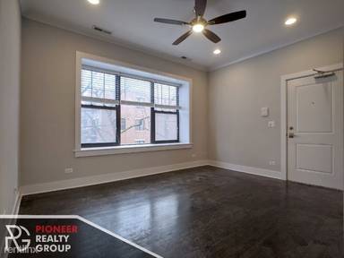 Main picture of 1946 W Nelson St