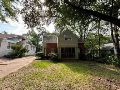 Main picture of 810 Madison St