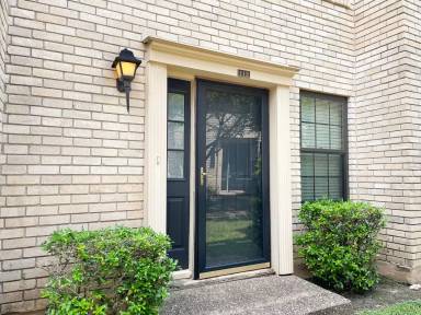 Main picture of 8400 Jamestown Dr