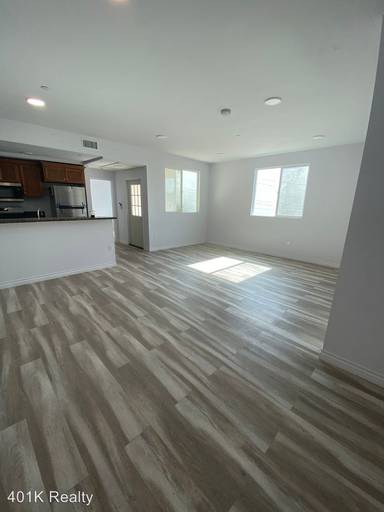 Main picture of 6740 Brynhurst Ave