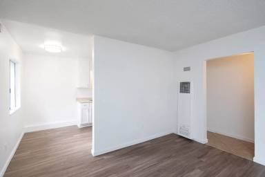 Main picture of 1226 S Upas St