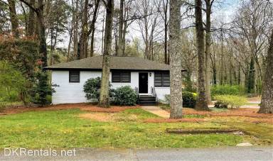 Main picture of 143 Strickland Dr SW