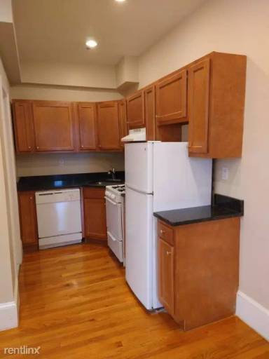 Main picture of 1197 Commonwealth Ave
