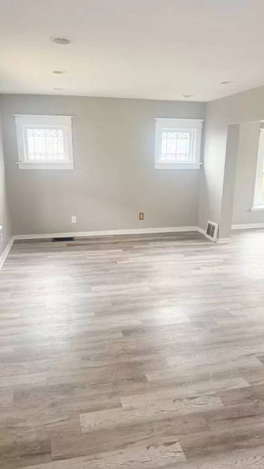 Main picture of 734 Meek St
