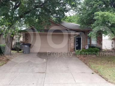 Main picture of 1362 Yorkshire St