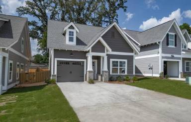 Main picture of Patton Crest Apartments