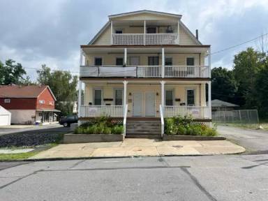 Main picture of 521 E Gibson St