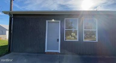 Main picture of 2921 Depot St