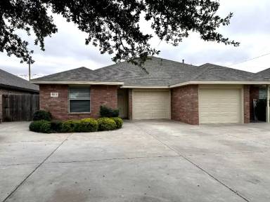 Main picture of 5101 Graceland Dr