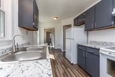 Main picture of 2025 Peach St