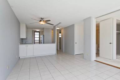 Main picture of Kahala Towers