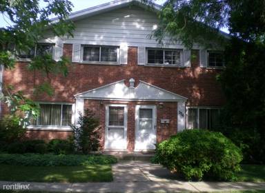 Main picture of 354 Skokie Ct