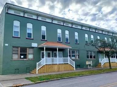 Main picture of 502 1/2 S 5th St