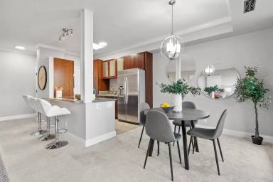 Main picture of 500 Fulton St