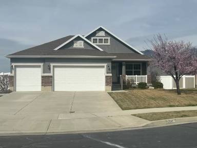 Main picture of 2097 E 390 N