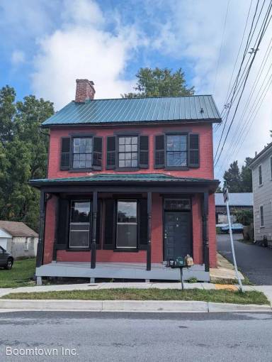 Main picture of 501 W Main St