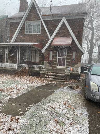 Main picture of 18091 Roselawn St