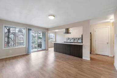 Main picture of 715 Nob Hill Ave N