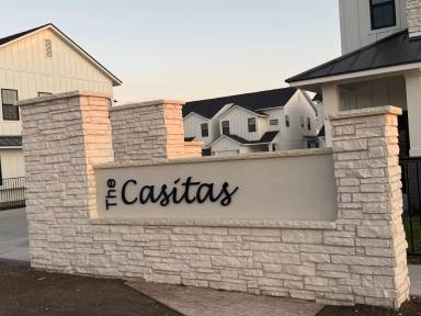 Main picture of 5811 S 31st St