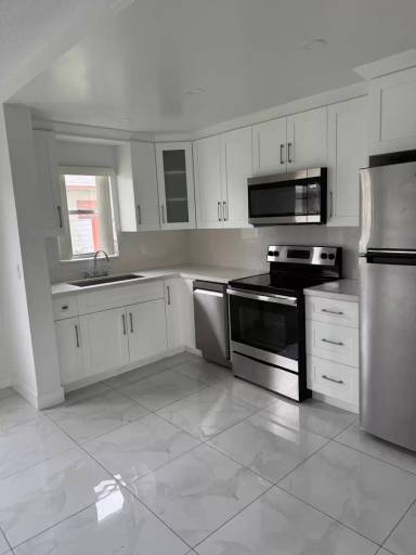 Main picture of 4933-5450 Hollywood Blvd