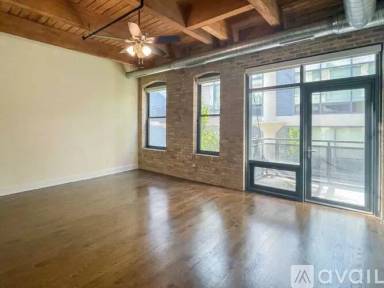 Main picture of 1800 W Grace St