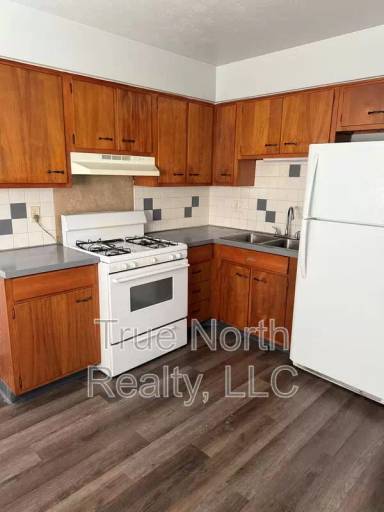 Main picture of 2916 Cleveland Ave
