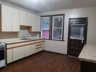 Main picture of 1080 Priestley Ave