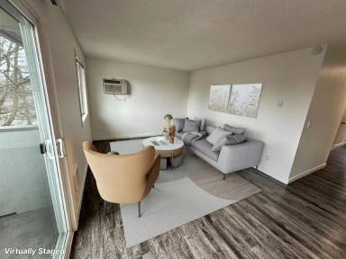 Main picture of 226-230 E 7th Ave Apartments