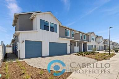 Main picture of Constellation Luxury Apartment Homes