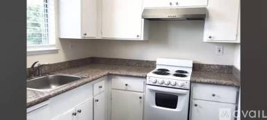 Main picture of 178 Centre St