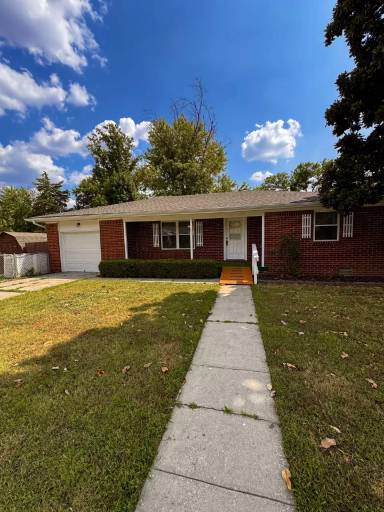 Main picture of 307 SW 12th St