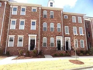 Main picture of 2317 Silver Crescent Dr