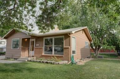 Main picture of 1707 W Bedford Dr