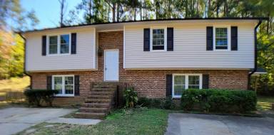 Main picture of 107 Stowe Pl