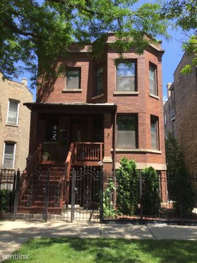 Main picture of 2503 N Ridgeway Ave