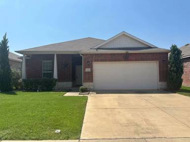 Main picture of 2400 Lohani Ln