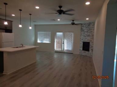 Main picture of 41518 Sierra Vista Way