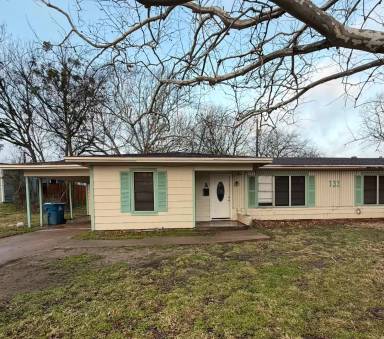 Main picture of 133 Vandenburg Dr