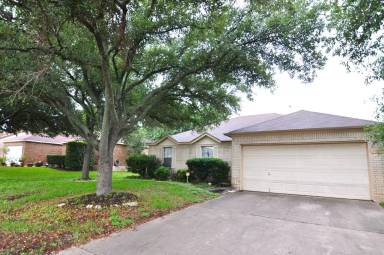 Main picture of 1803 Timberwood Dr
