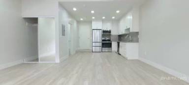 Main picture of Warren Dr