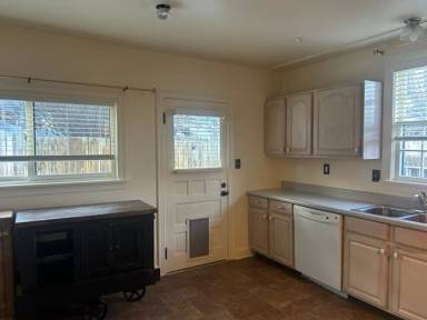 Main picture of 610 7th St