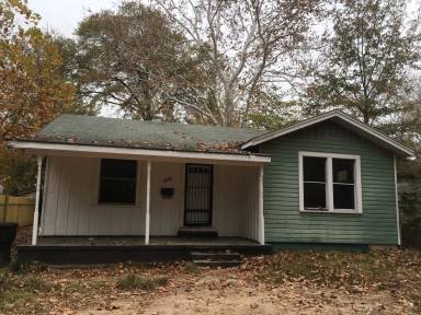 Main picture of 2536 Drexel St