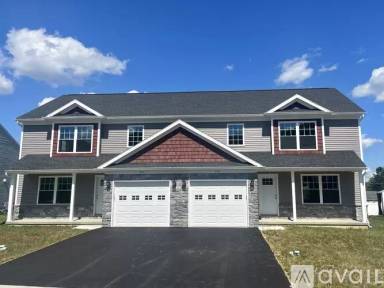 Main picture of 445 Smokering Dr