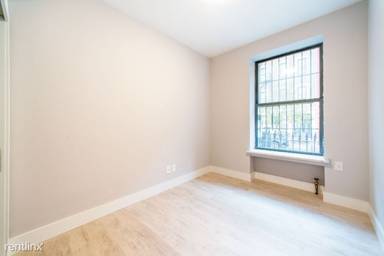 Main picture of 531 W 151st St