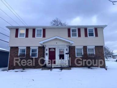 Main picture of 5 Hillwood Dr