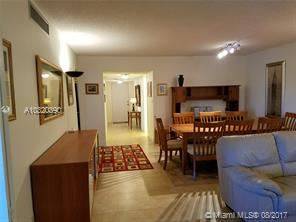 Main picture of 2701 S Palm Aire Dr