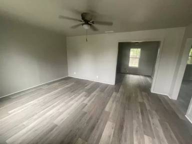 Main picture of 3102 Hollywood Ave