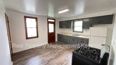 Main picture of 22 Linden St