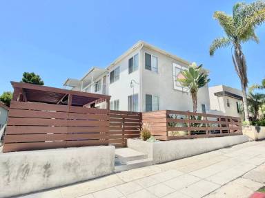 Main picture of 3136 30th St