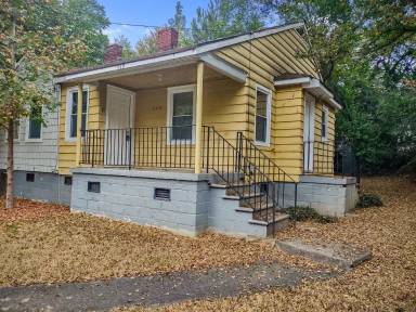 Main picture of 477 Morningside Dr NE